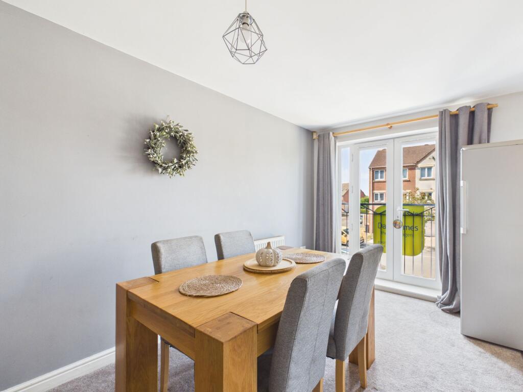 House in Ashfield, Sutton in Ashfield, Nottinghamshire - View 5