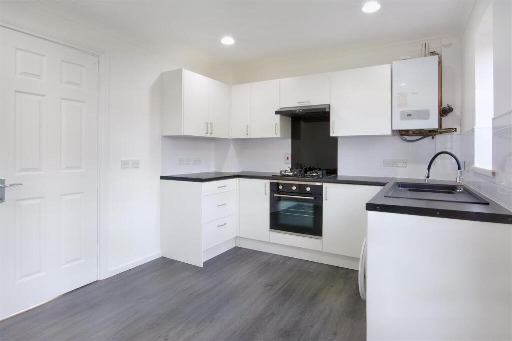 House in Broxtowe, Toton - View 5