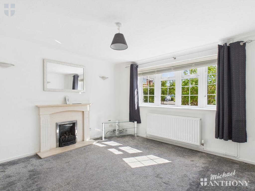 Dean Close, Aylesbury - View 2