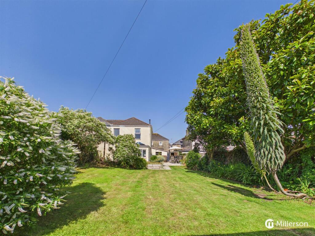 House in Camborne, Cornwall - View 5