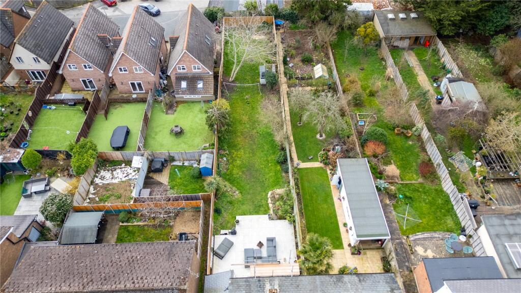 Norcot Road, Tilehurst, Reading, Berkshire, RG30 – další