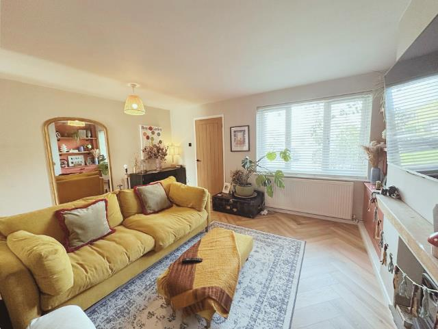 Lavenham Way, Stowmarket photo 4