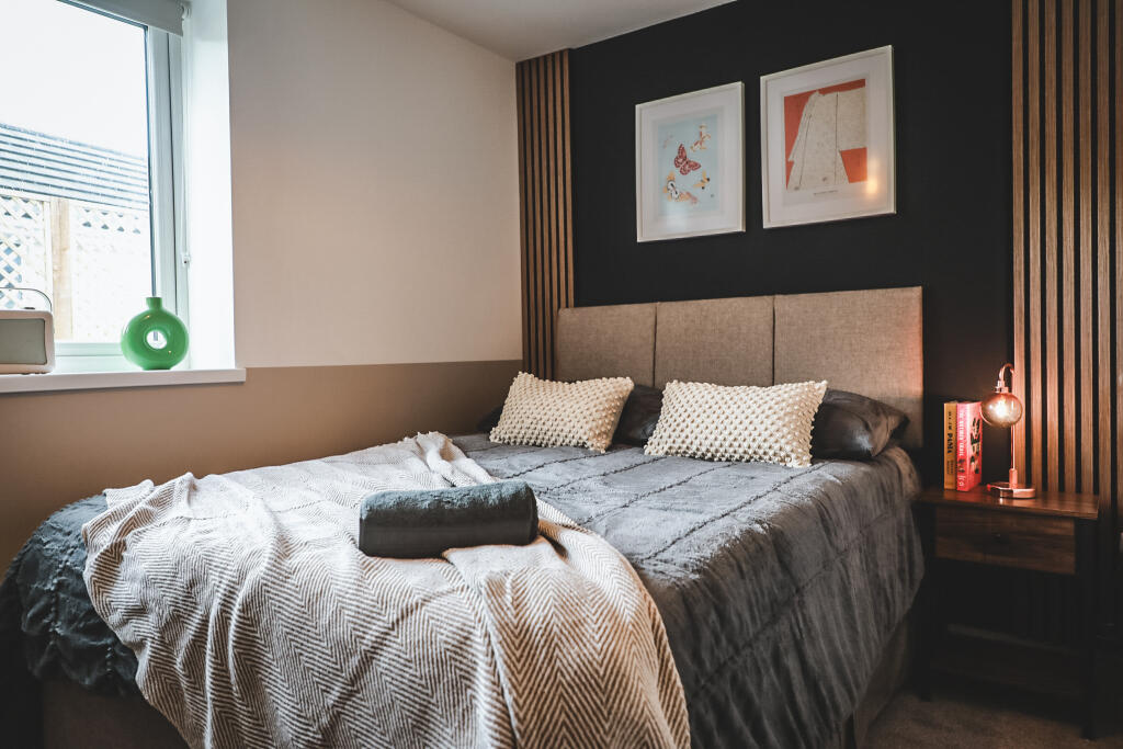 Main image of property: Ellenborough Crescent, Weston-super-Mare, Somerset