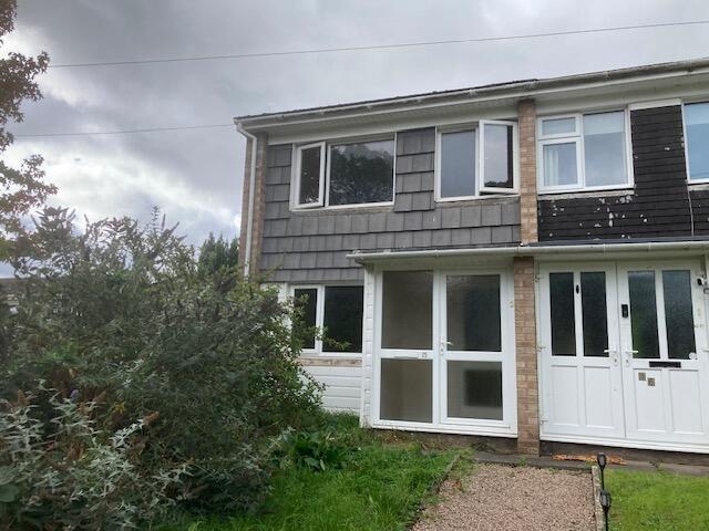 2-bed terraced on 15, Knights Court, Bishops Frome, Herefordshire, £120,000