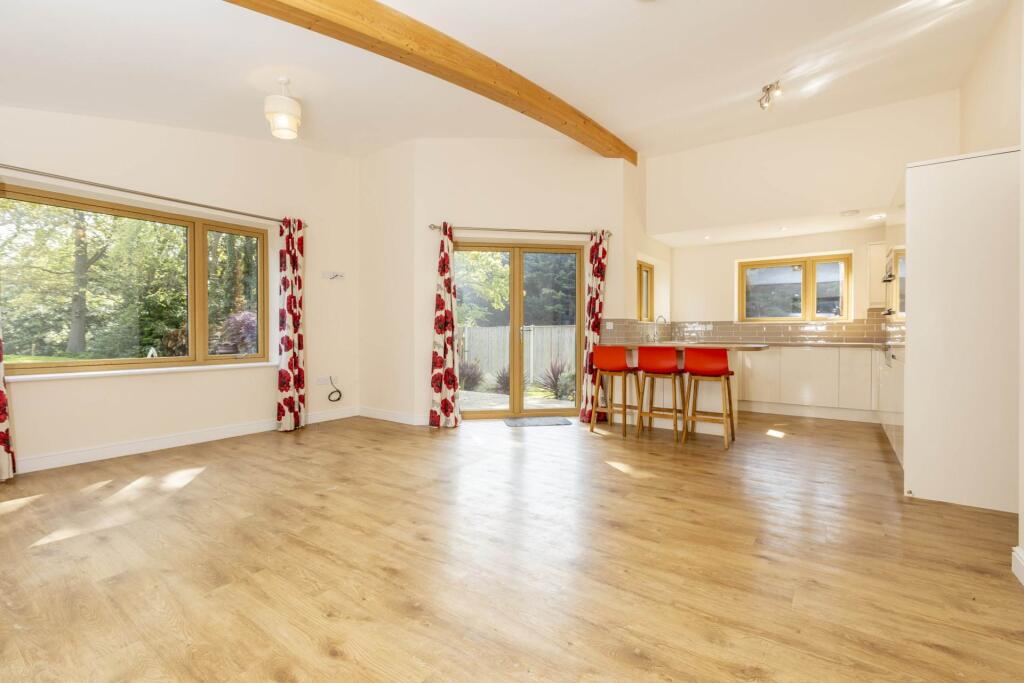 West End Avenue, Brundall photo 2