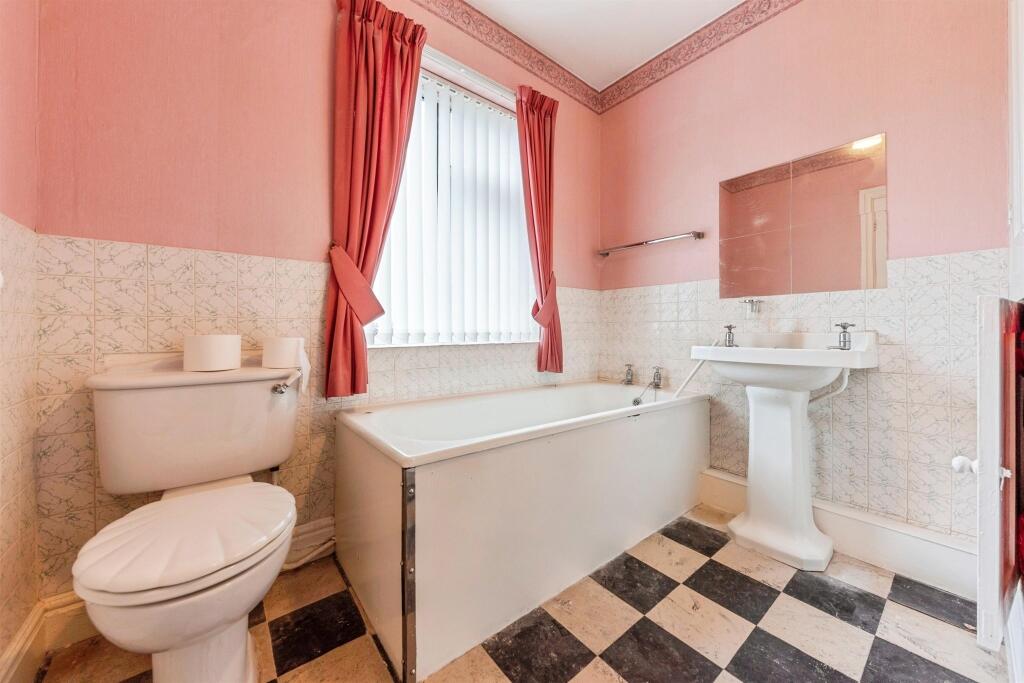 House in Grantham, Harrowby Estate - View 4