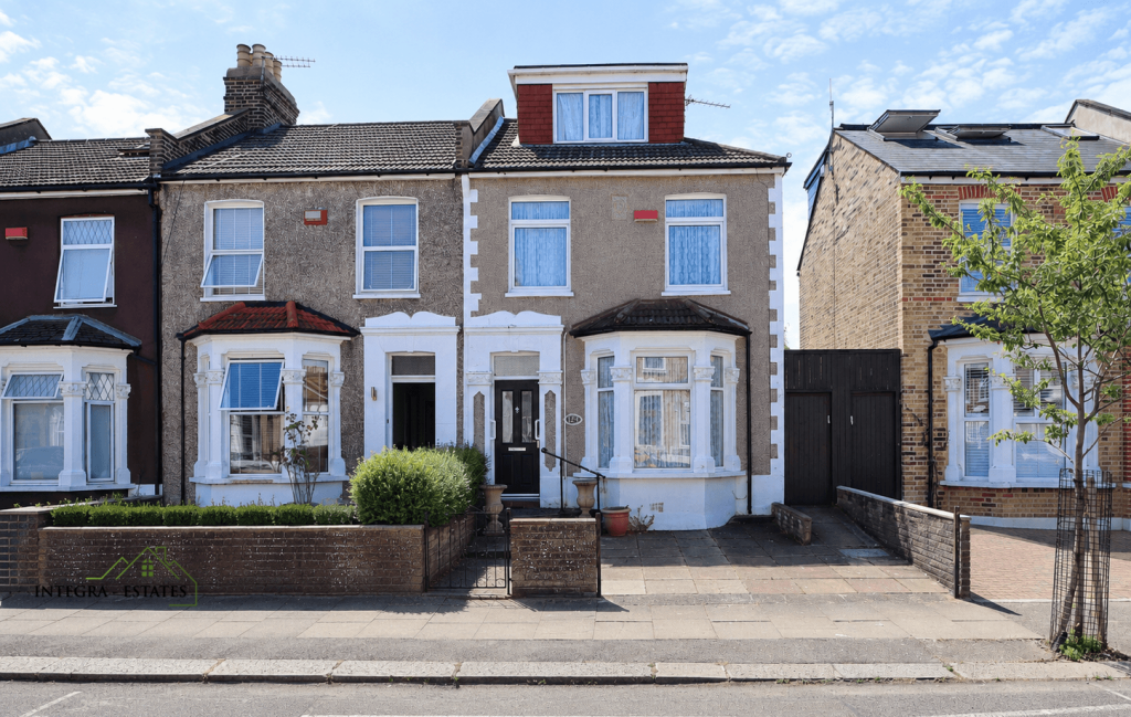 Main image of property: Braidwood Road, Catford, SE6