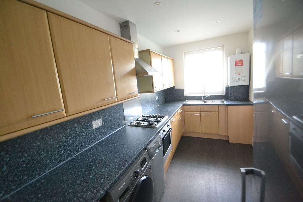 Apartment in London - View 5
