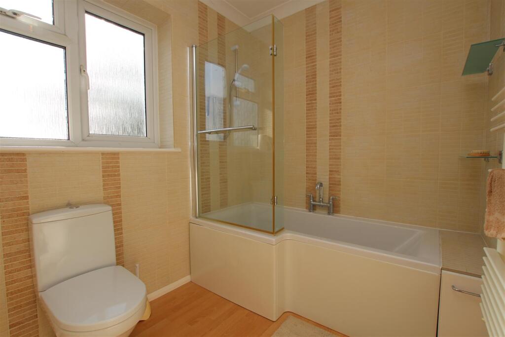 House in London, Crayford - View 3