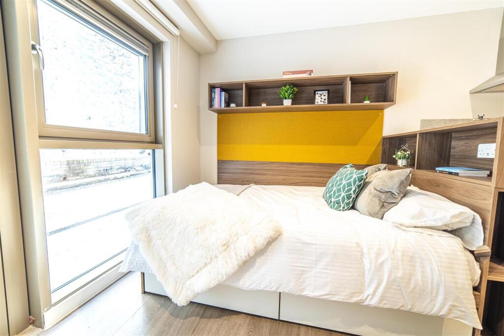 Apartment in Edinburgh - View 5