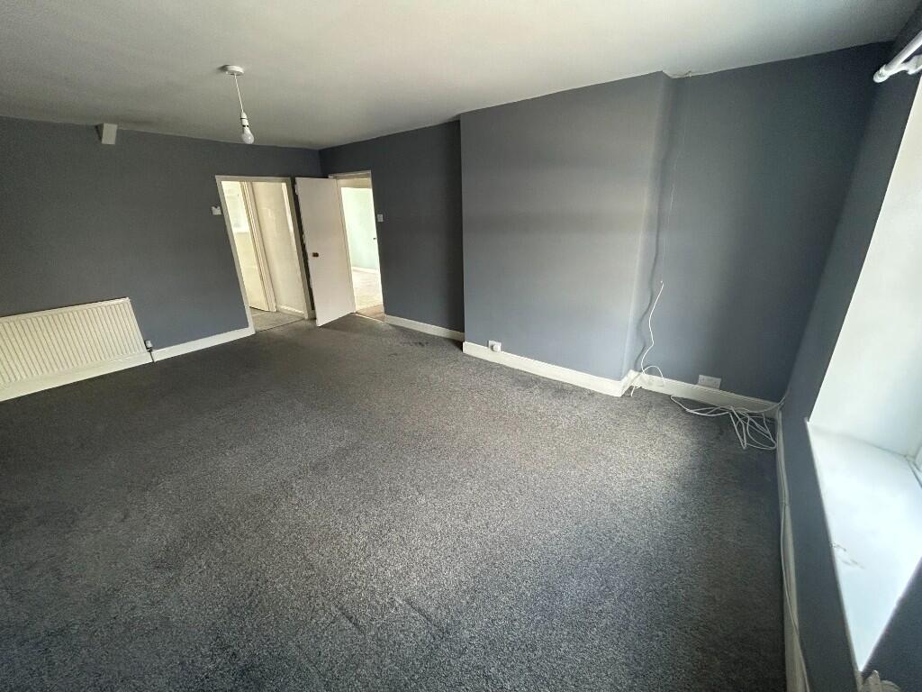 Apartment in Bristol - View 3