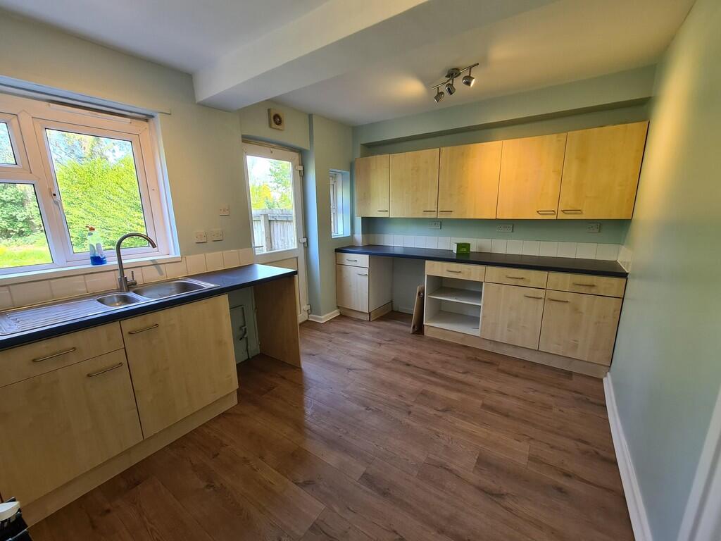 Kendal Rise Road, Rednal, Birmingham photo 4