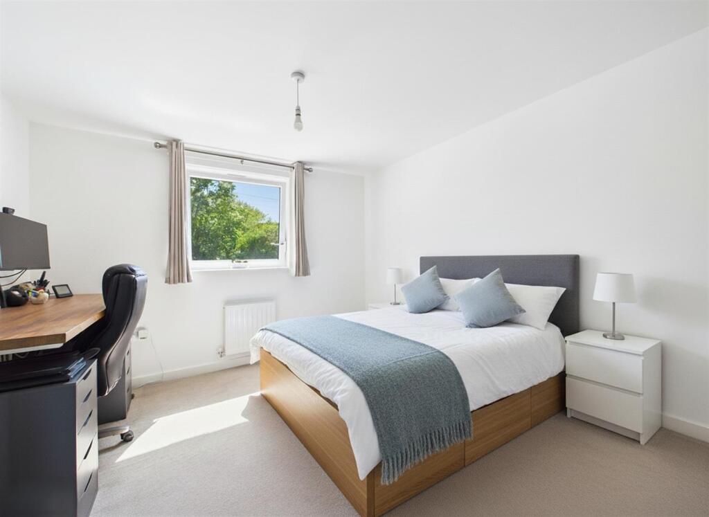 Apartment in Chelmsford, Moulsham - More