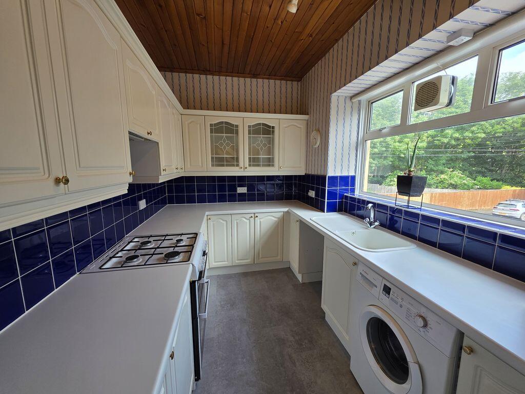 14 Douglas Place, Galashiels  photo 3