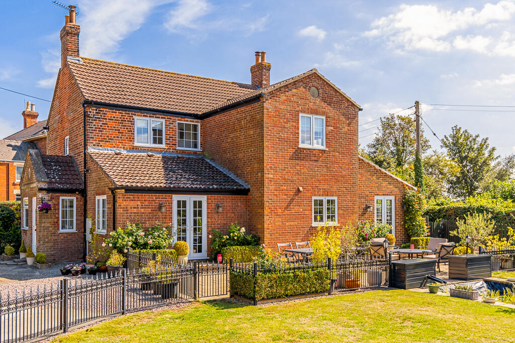 House in Peterborough