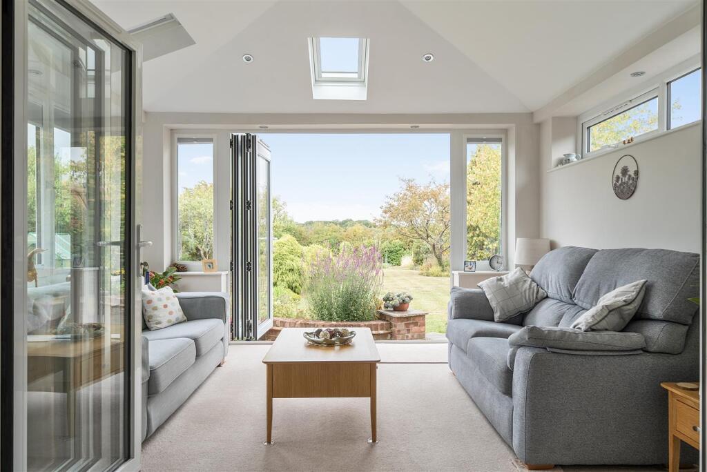 House in Renhold, Bedford - View 3