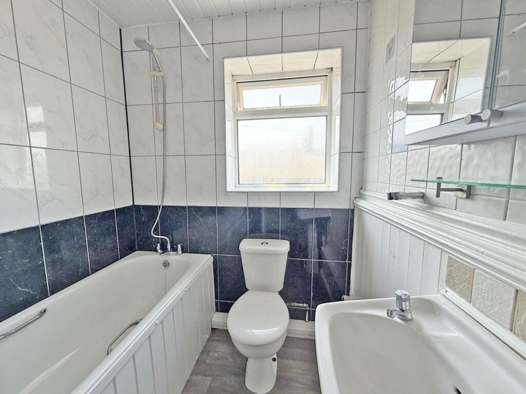 House in Oldham, Greater Manchester - More