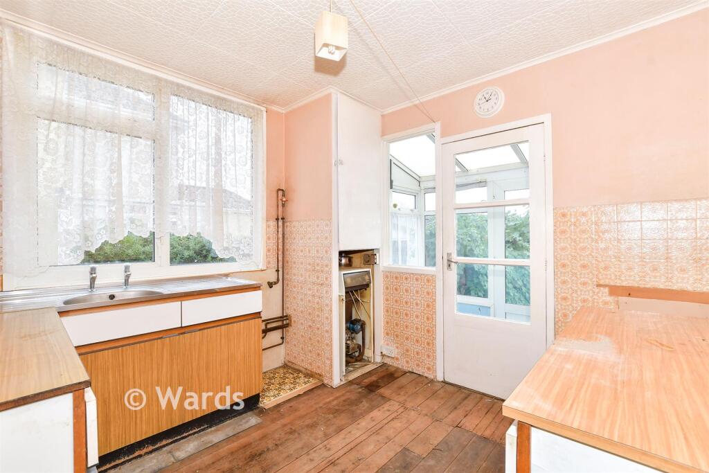 House in Rochester, Halling - View 4