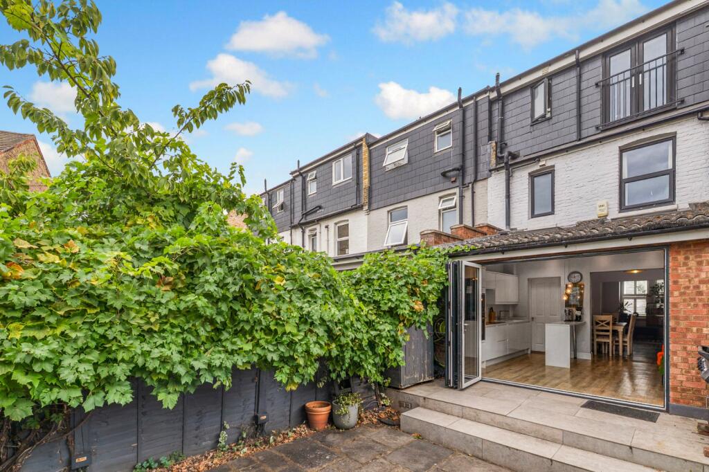 Property photo 8