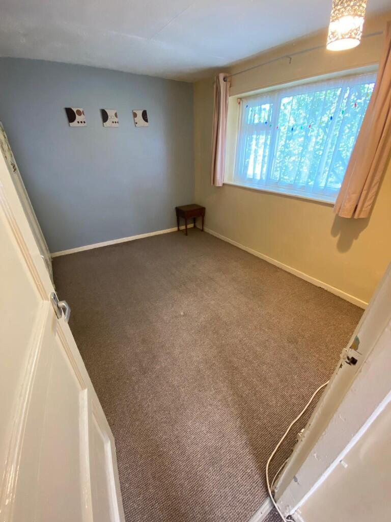 2 bedroom semi-detached house for rent