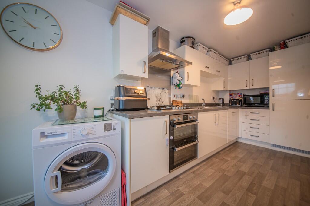 Ashton Gardens, Eastleigh, SO50 photo 2