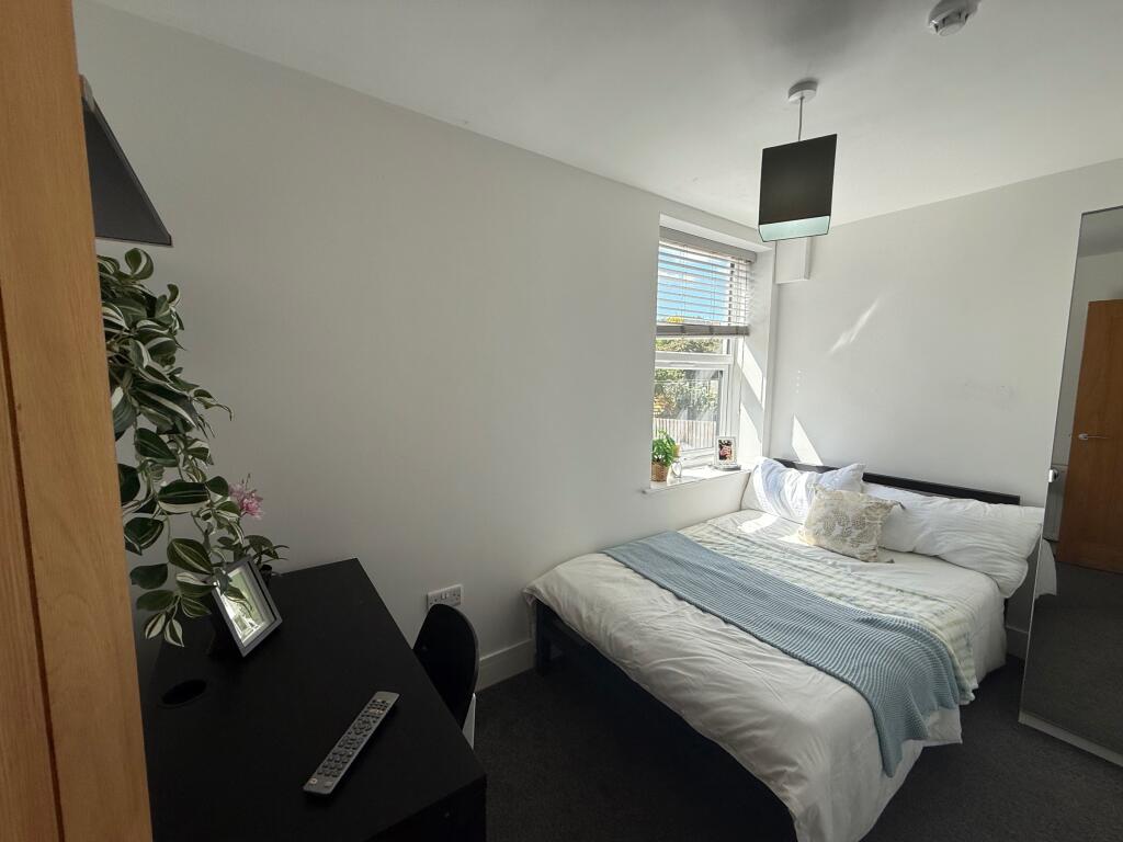 Apartment in Rushcliffe, Nottinghamshire - View 5
