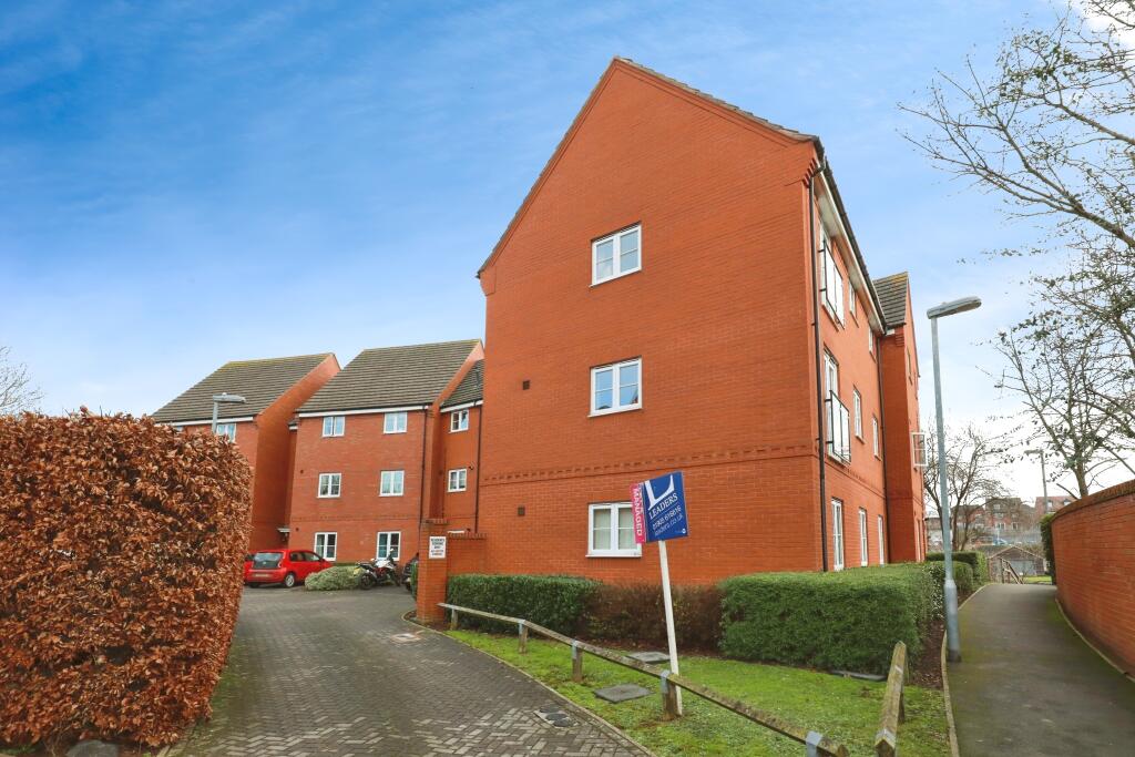 Robins Corner, Evesham, WR11 photo 3