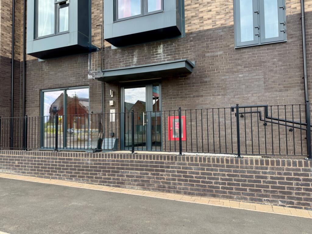 Apartment in Daventry, Middlemore - View 5