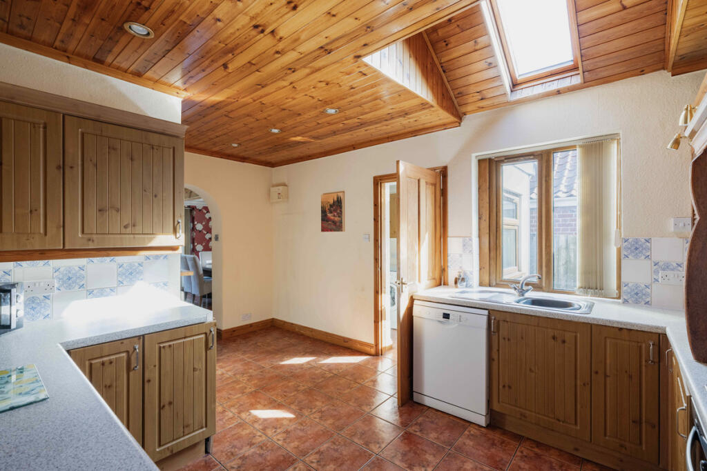House in Norwich, Sprowston - More
