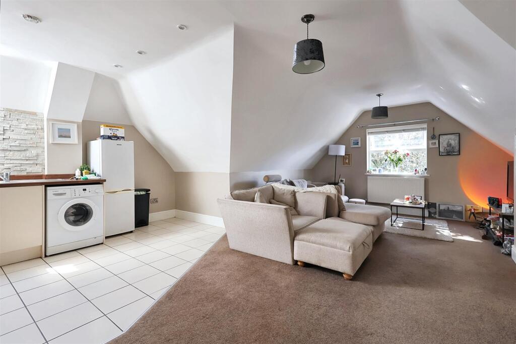 Main image of property: Egerton Road, Woodthorpe, Nottingham