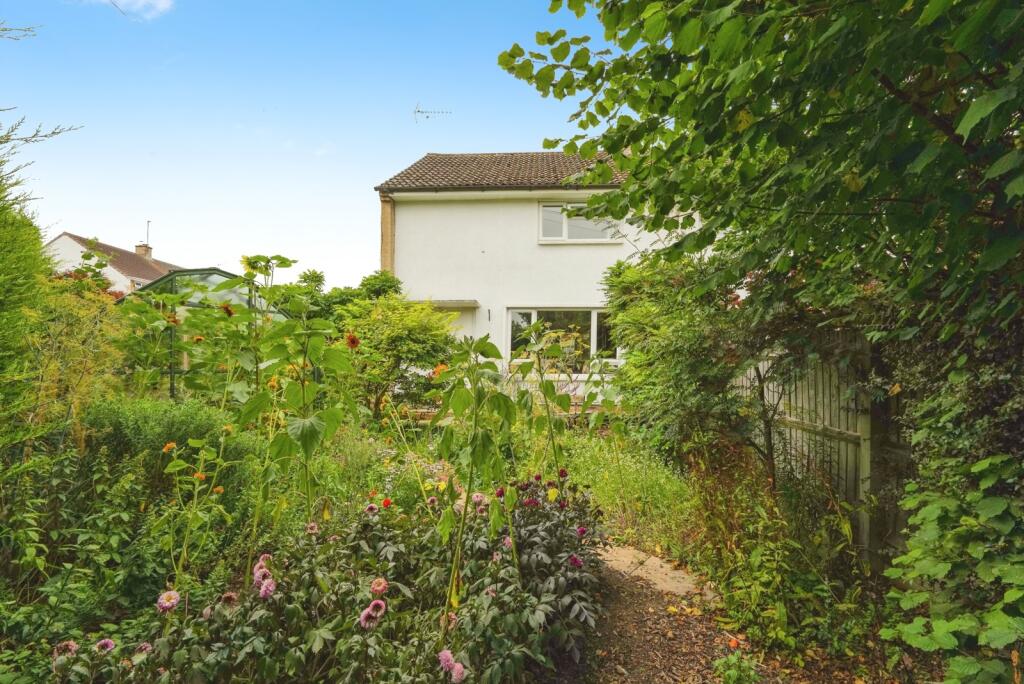 Castlefields Avenue, Charlton Kings, Cheltenham, Gloucestershire, GL52 - View 3