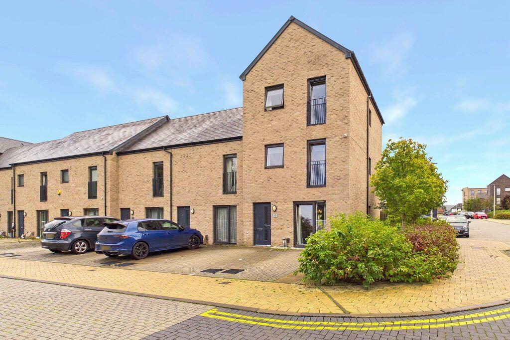 Main image of property: 19 Broomview Path, Sighthill, Edinburgh, EH11 4FH