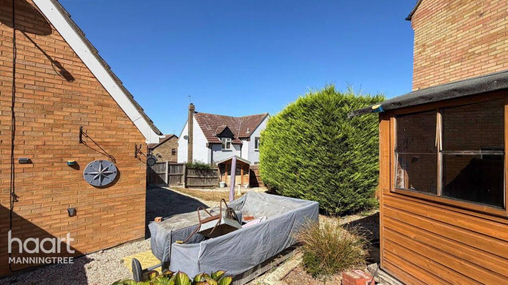 House in Manningtree, Lawford - View 5