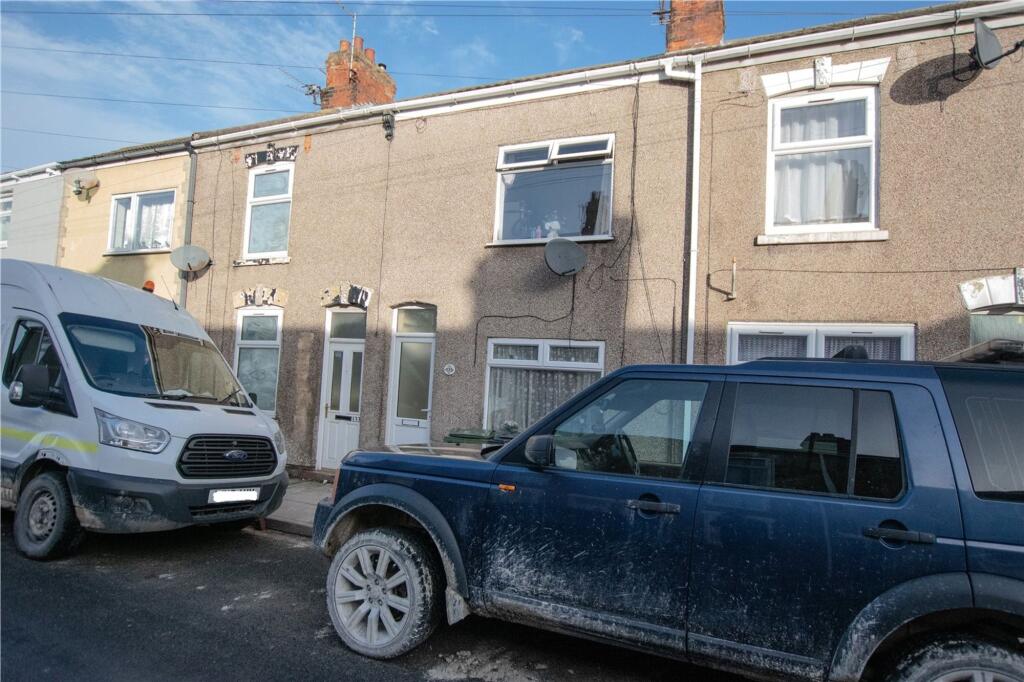 2-bed terraced on Harold Street, Grimsby, DN32, £60,000
