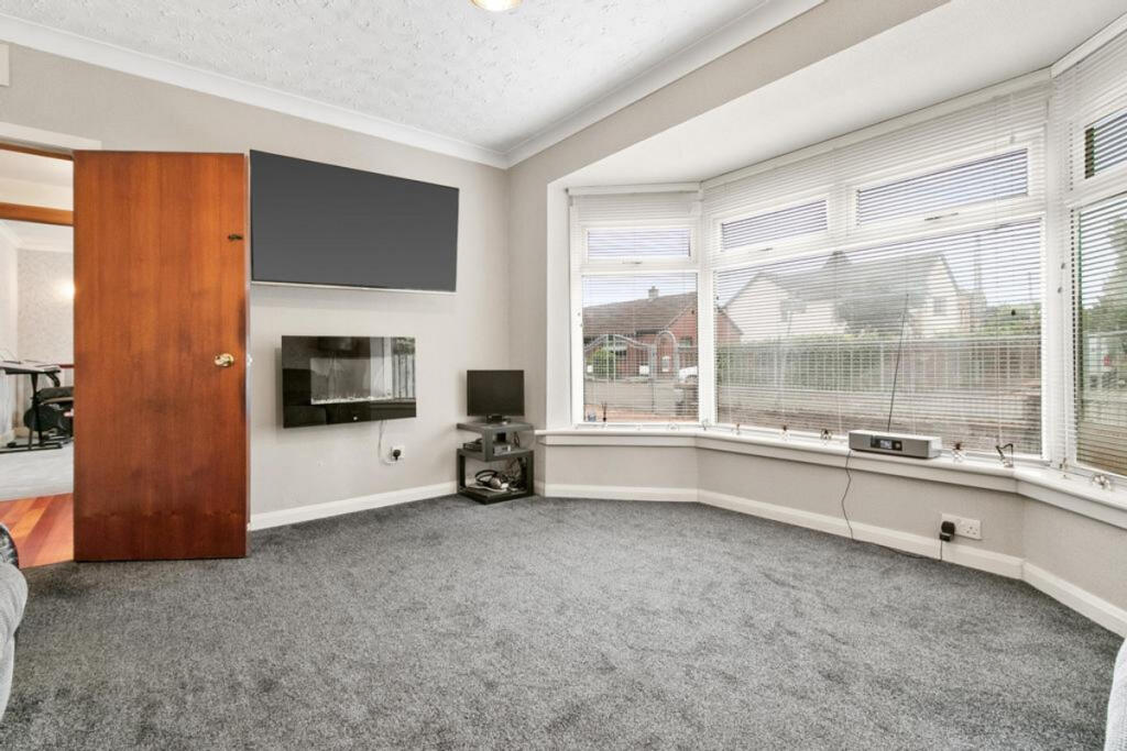House in Rutherglen, Clincarthill - View 4