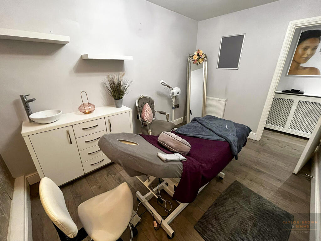 Main image of property: Treatment Room, Station Road, Langley Mill, Nottingham, Nottinghamshire