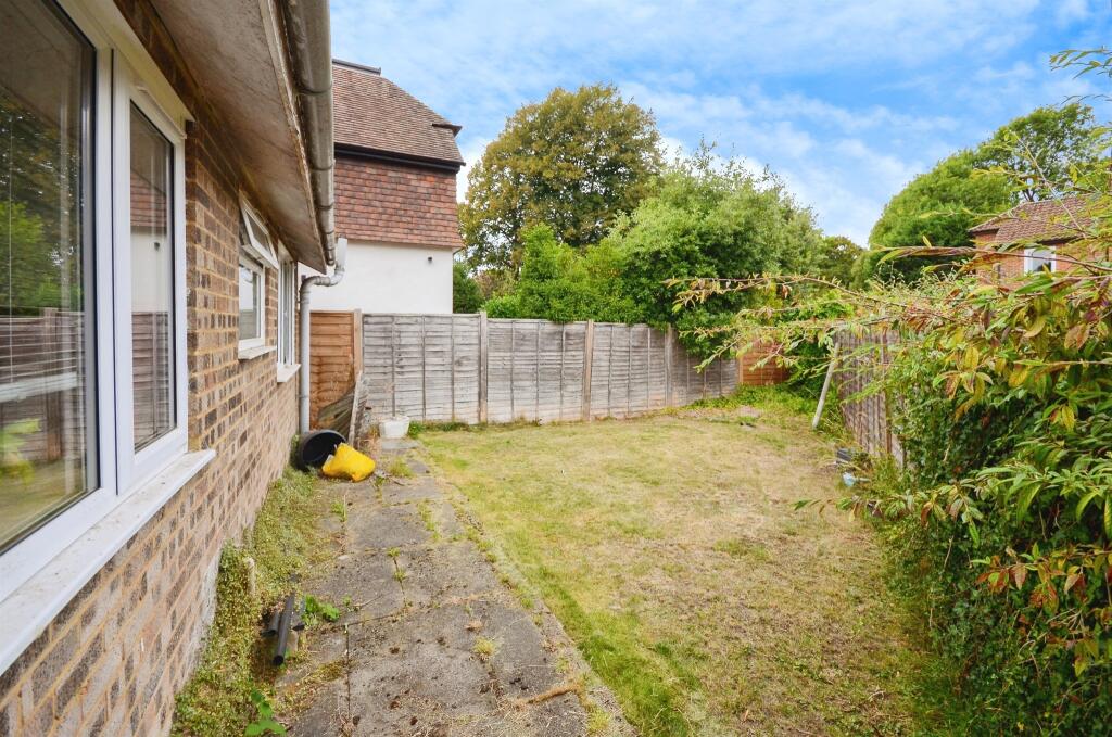 Additional image 10 of Roundwood Lane, HARPENDEN