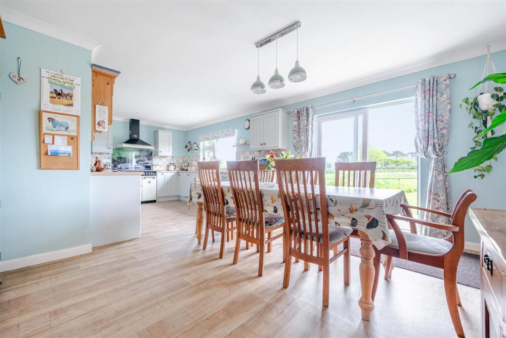 House in Truro - View 4