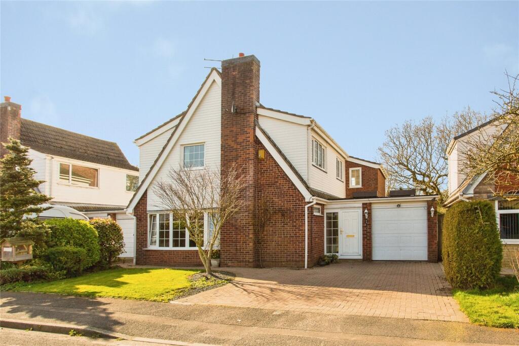 Main image of property: Holmeswood Crescent, Barton, Preston, Lancashire, PR3