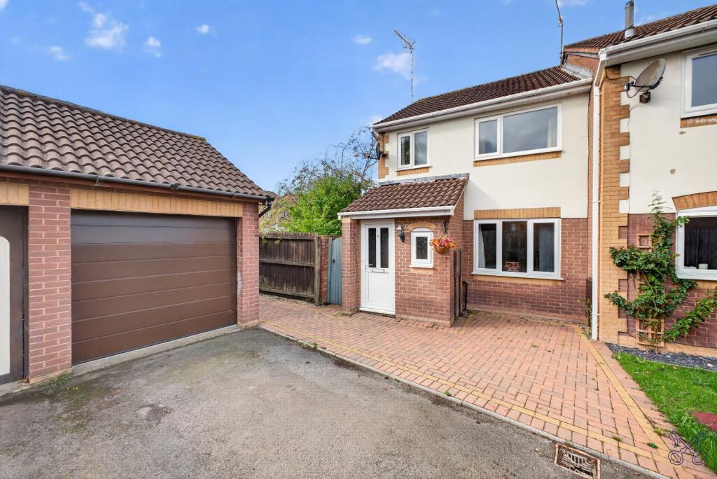 Main image of property: St. Philips Drive, Evesham, Worcestershire, WR11