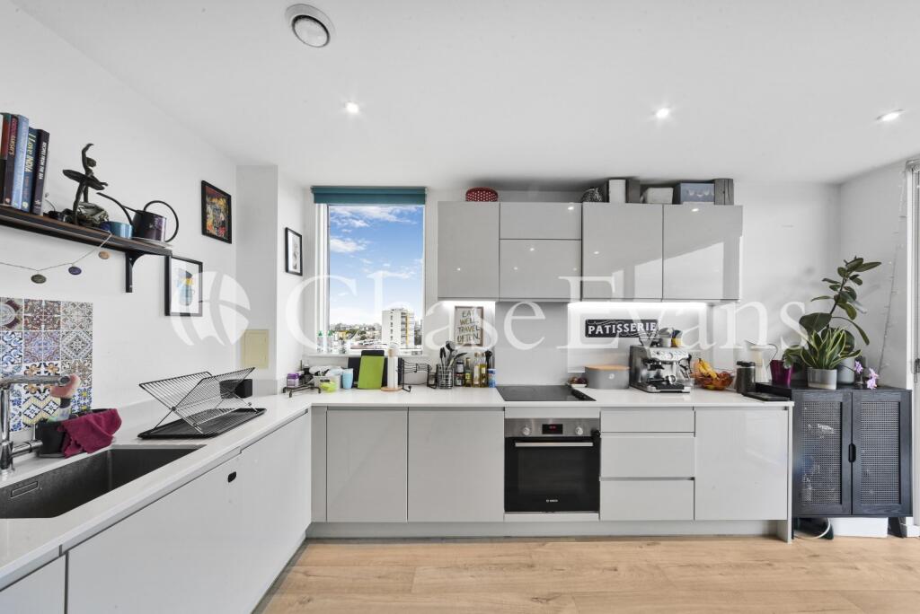Apartment in London - View 4