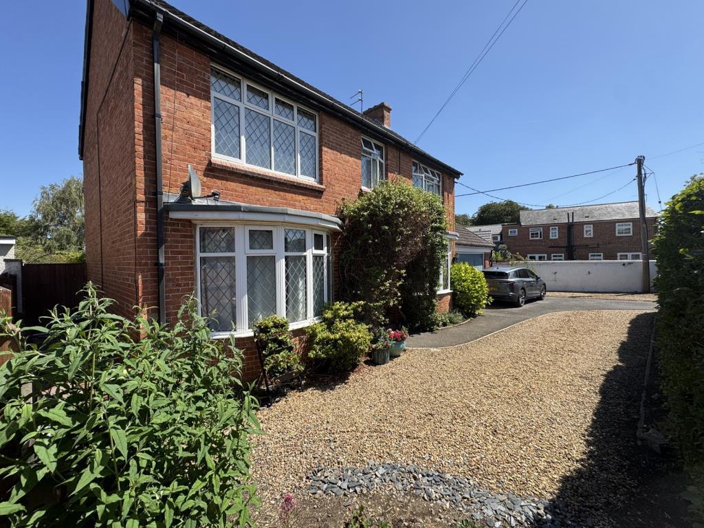 5-bed detached on Drayton, Oxfordshire, OX14, £900,000