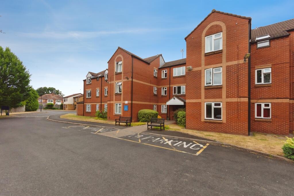 Pembroke Way, Birmingham photo 3