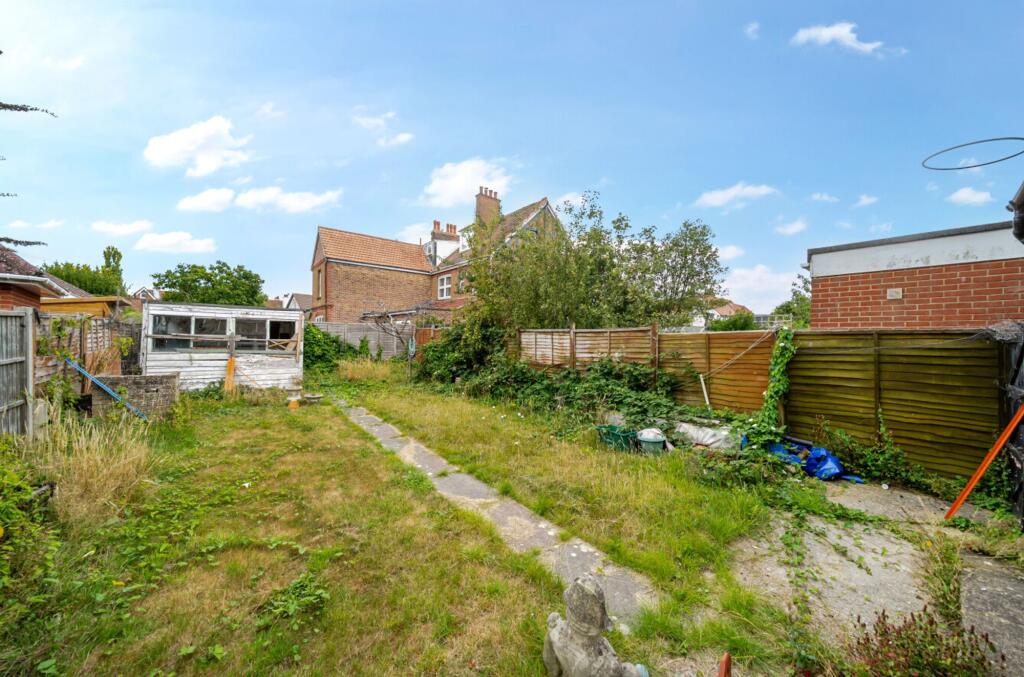 Richmond Avenue, Bognor Regis, PO21 photo 4