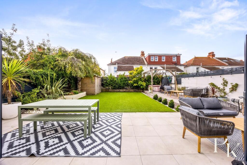House in Hove, Aldrington - View 2
