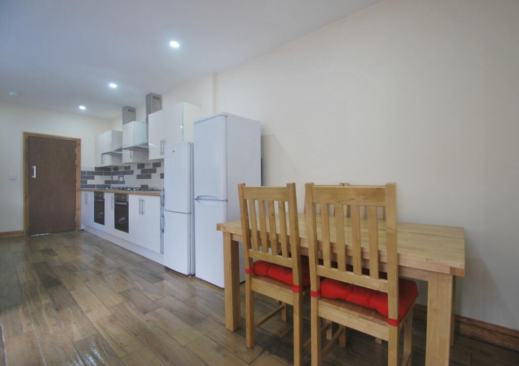 House in Cardiff, Cathays - View 5