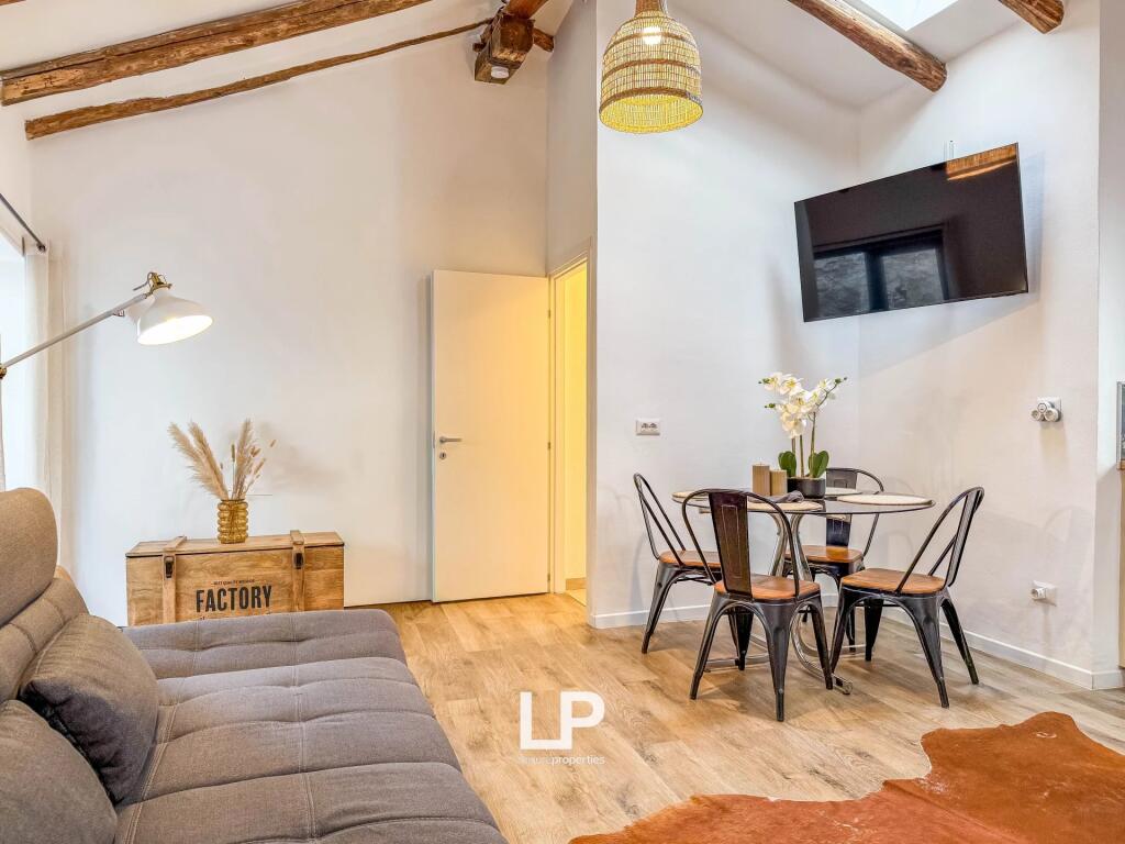 Main image of property: Piedmont, Verbano-Cusio-Ossola, Stresa