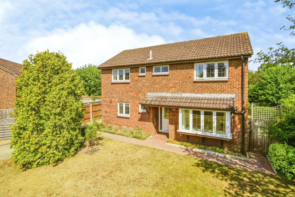 Main image of property: Norris Close, ABINGDON