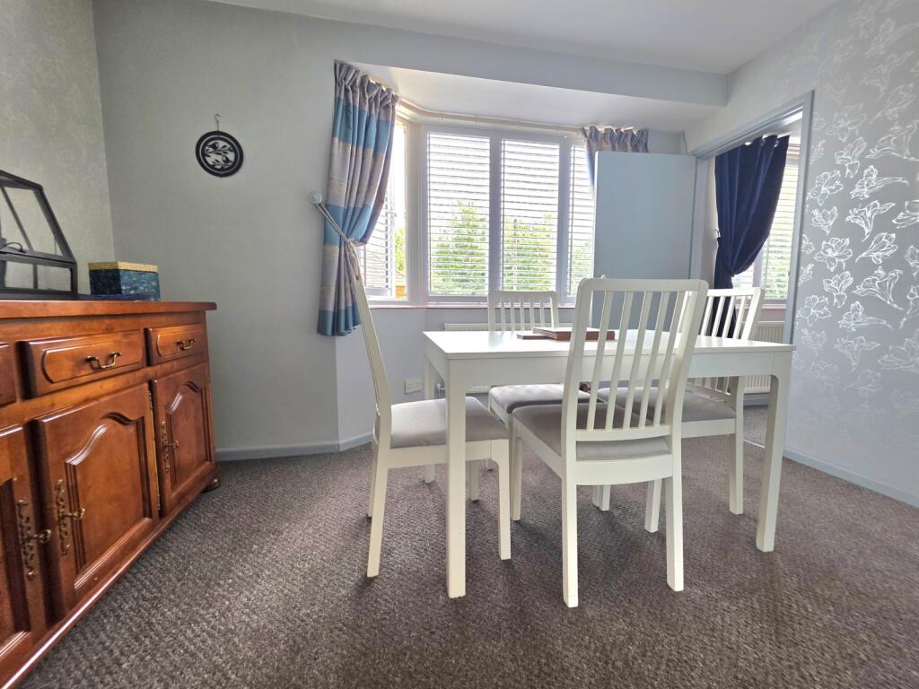 Margaret Crescent, Burnham-on-Sea, Somerset, TA8 photo 4