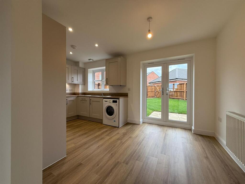 House in Bolton - View 4